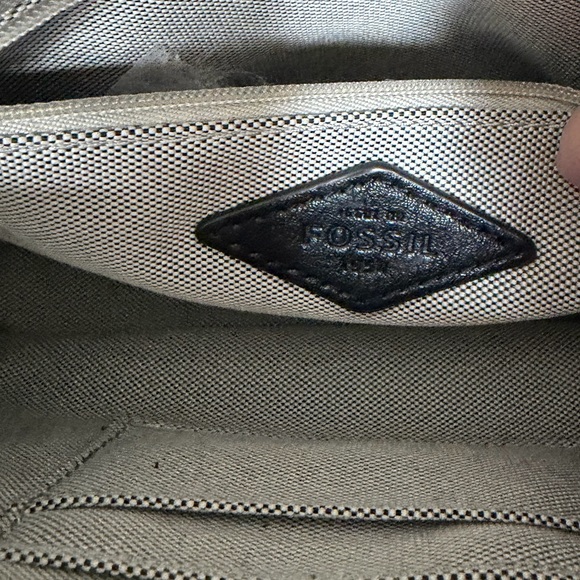 Fossil Black and White Woman’s Campbell Polka Dot Crossbody Bag - Picture 12 of 13